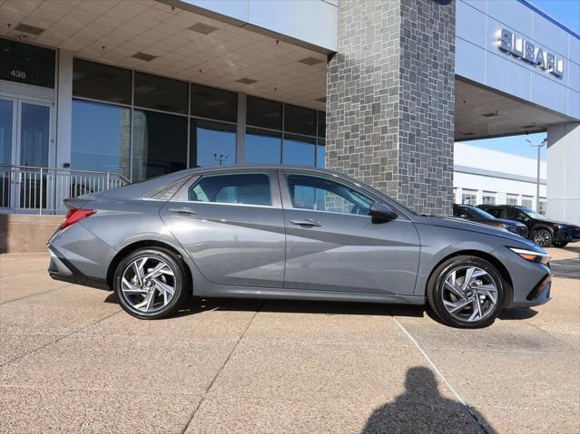 new 2025 Hyundai Elantra car, priced at $27,215