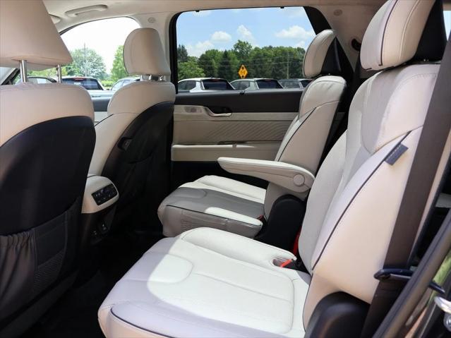 used 2024 Hyundai Palisade car, priced at $39,852
