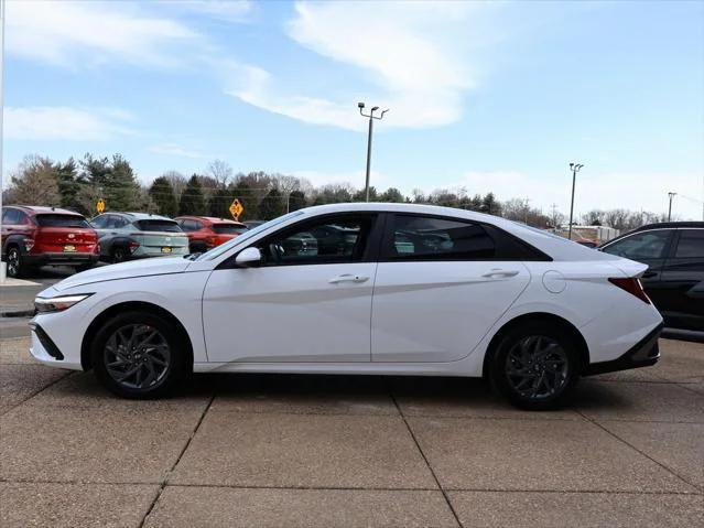 new 2025 Hyundai ELANTRA HEV car, priced at $25,868