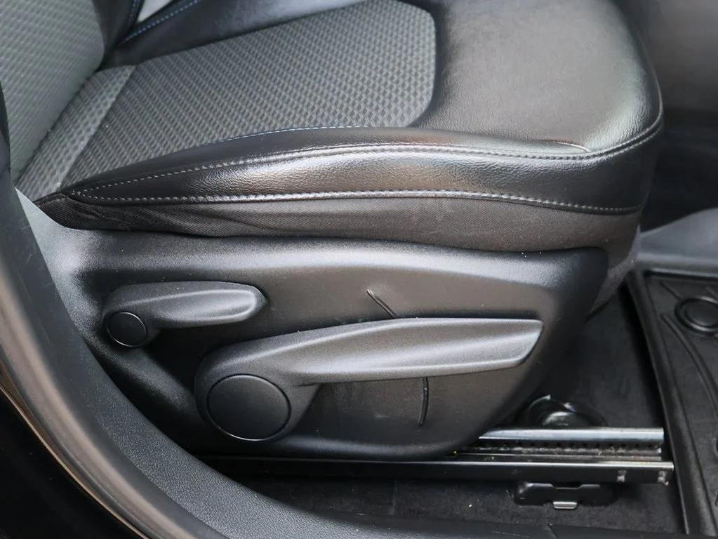 used 2022 Jeep Compass car, priced at $15,694