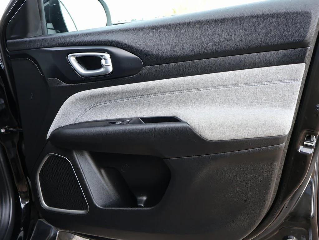 used 2022 Jeep Compass car, priced at $15,694