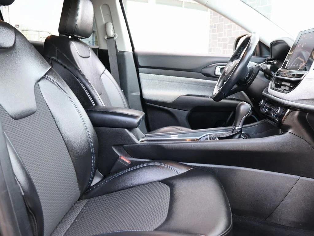 used 2022 Jeep Compass car, priced at $15,694