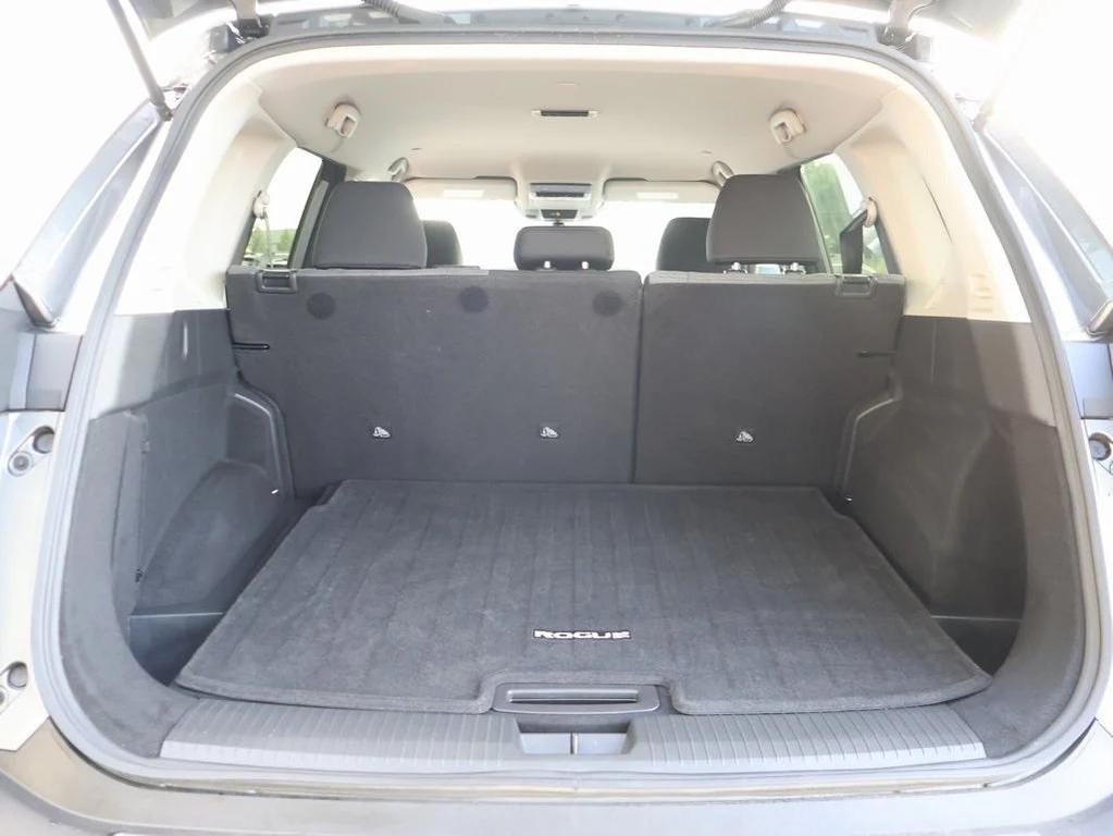 used 2023 Nissan Rogue car, priced at $21,157