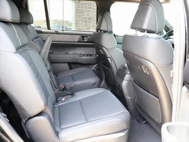 new 2025 Hyundai SANTA FE HEV car, priced at $50,280