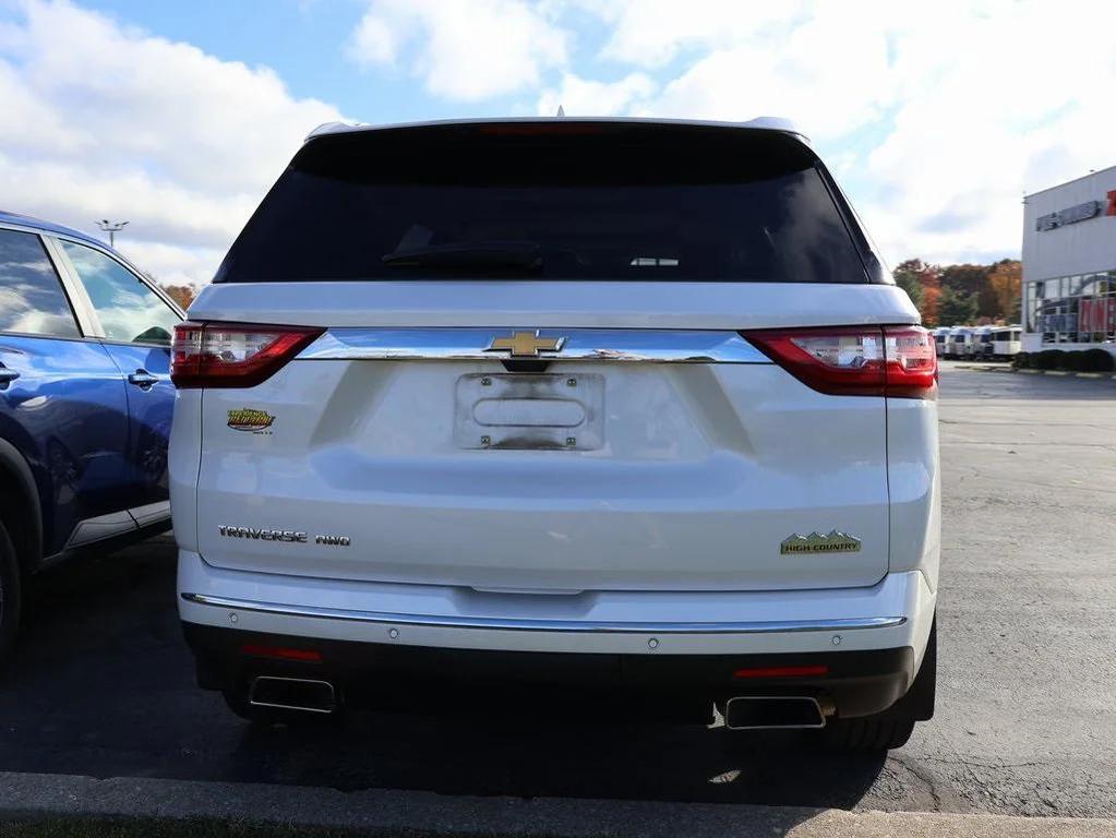 used 2018 Chevrolet Traverse car, priced at $24,954