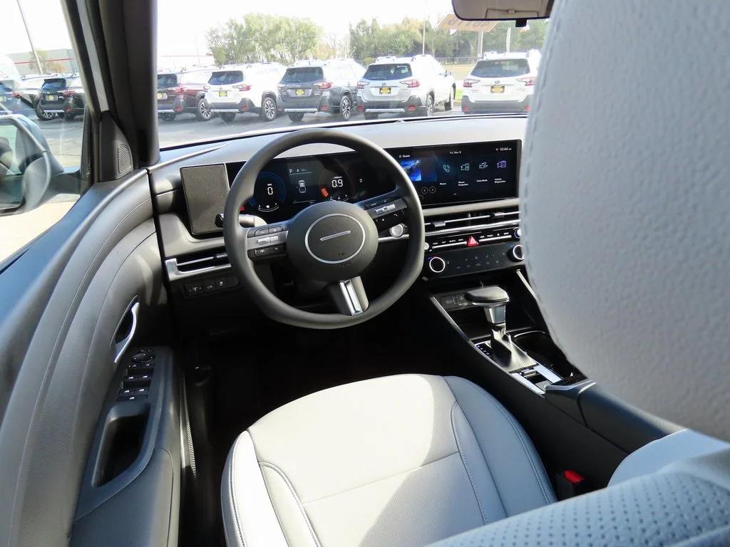 used 2025 Hyundai SANTA CRUZ car, priced at $28,948