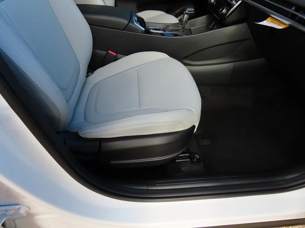 used 2025 Hyundai SANTA CRUZ car, priced at $28,948
