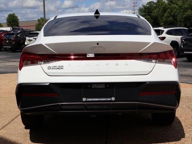 new 2025 Hyundai Elantra car, priced at $27,214