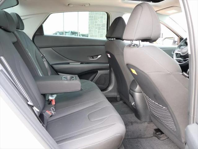new 2025 Hyundai Elantra car, priced at $27,214