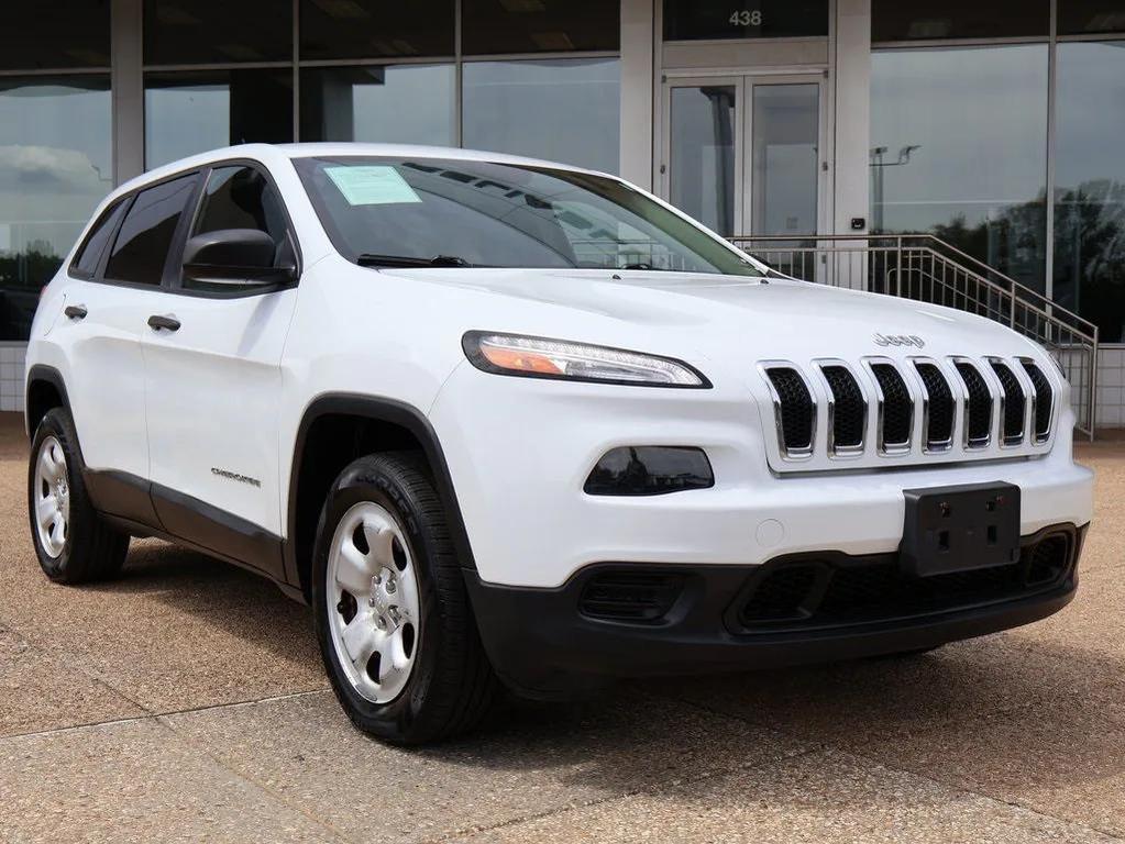 used 2015 Jeep Cherokee car, priced at $10,699