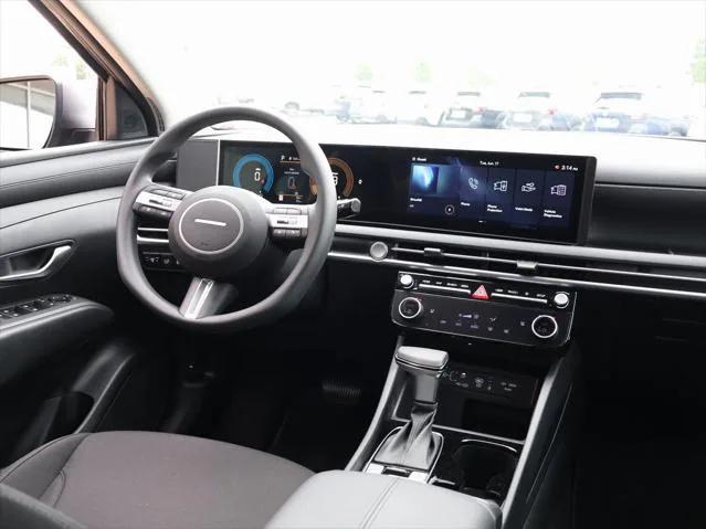 new 2025 Hyundai Tucson car, priced at $29,737