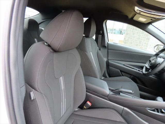 new 2025 Hyundai Elantra car, priced at $24,319