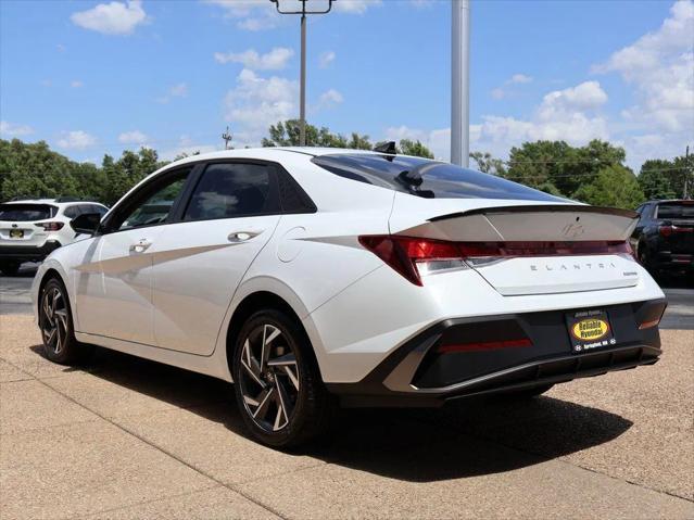 new 2025 Hyundai Elantra car, priced at $24,657