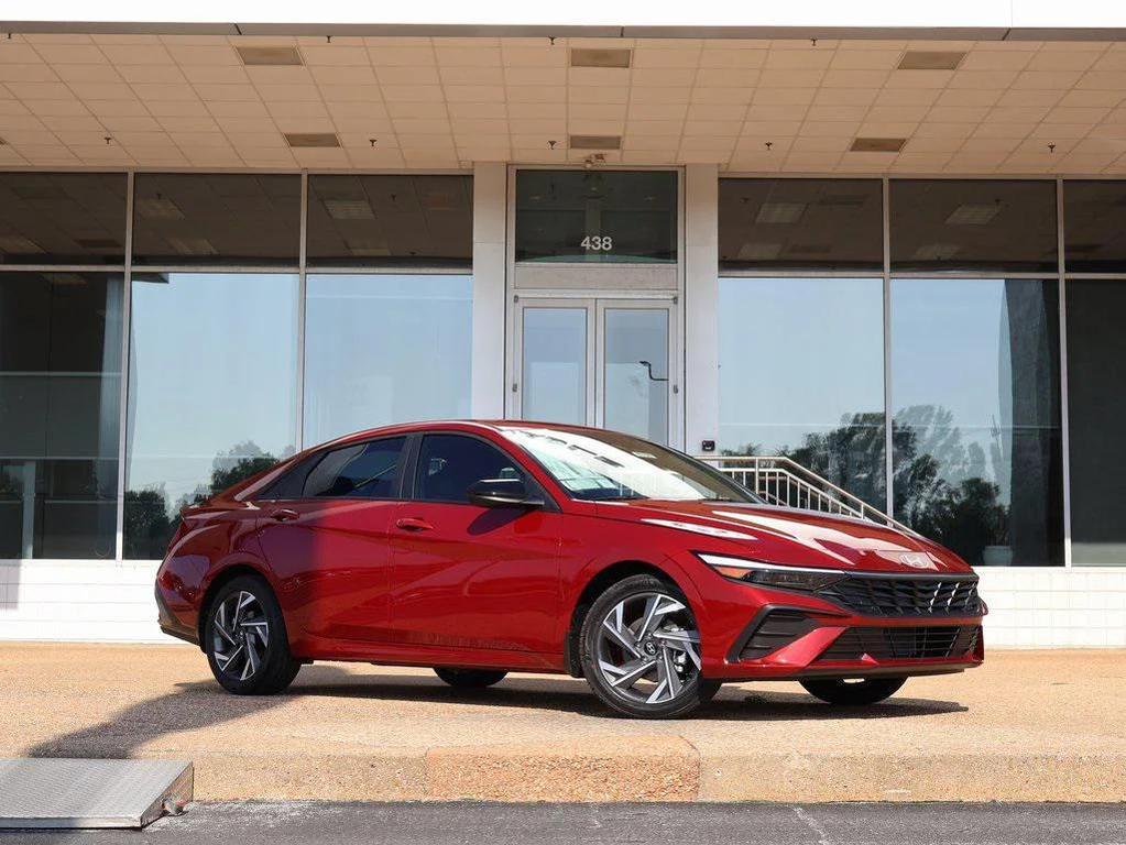 new 2025 Hyundai Elantra car, priced at $23,500