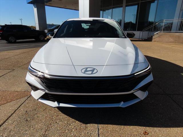 new 2025 Hyundai Elantra car, priced at $24,319