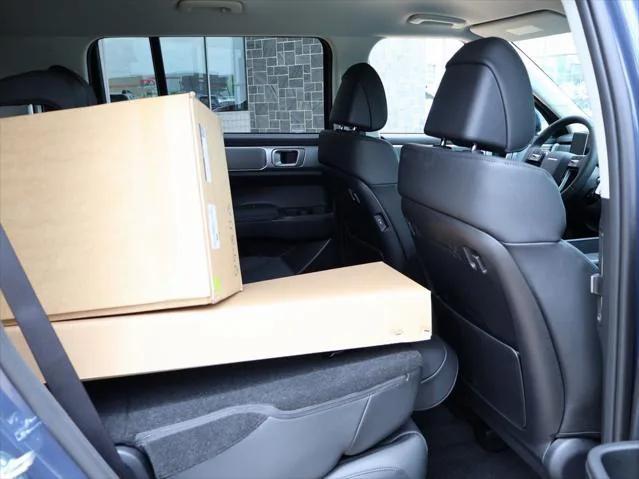 new 2025 Hyundai Santa Fe car, priced at $37,112