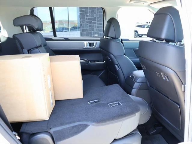 new 2025 Hyundai Santa Fe car, priced at $39,560