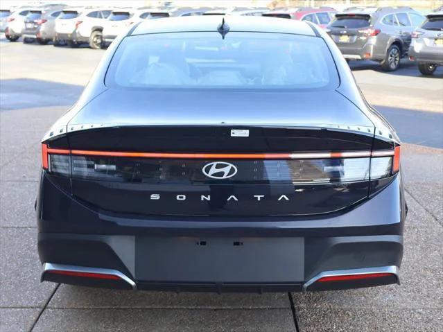 new 2025 Hyundai Sonata car, priced at $27,177