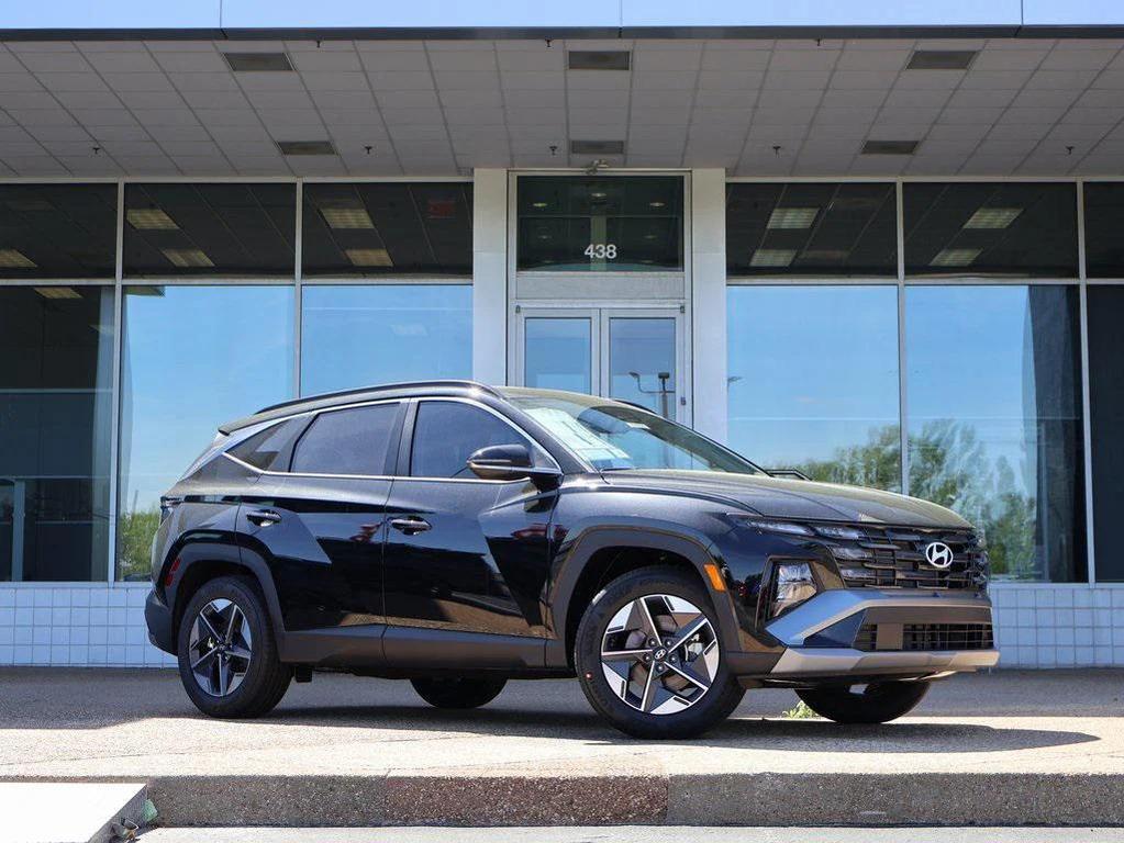 new 2025 Hyundai Tucson car, priced at $34,111