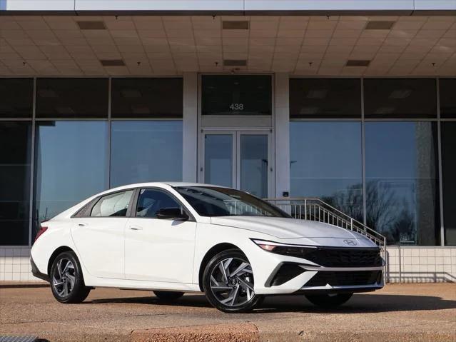 new 2025 Hyundai Elantra car, priced at $25,110