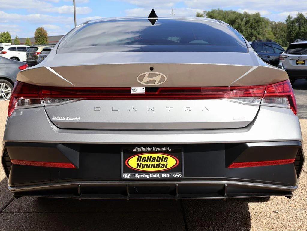 new 2025 Hyundai ELANTRA HEV car, priced at $28,277