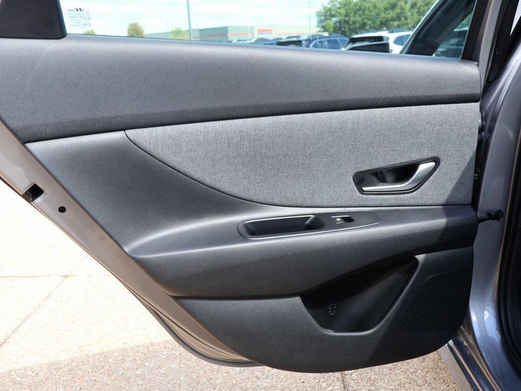 new 2025 Hyundai ELANTRA HEV car, priced at $28,277