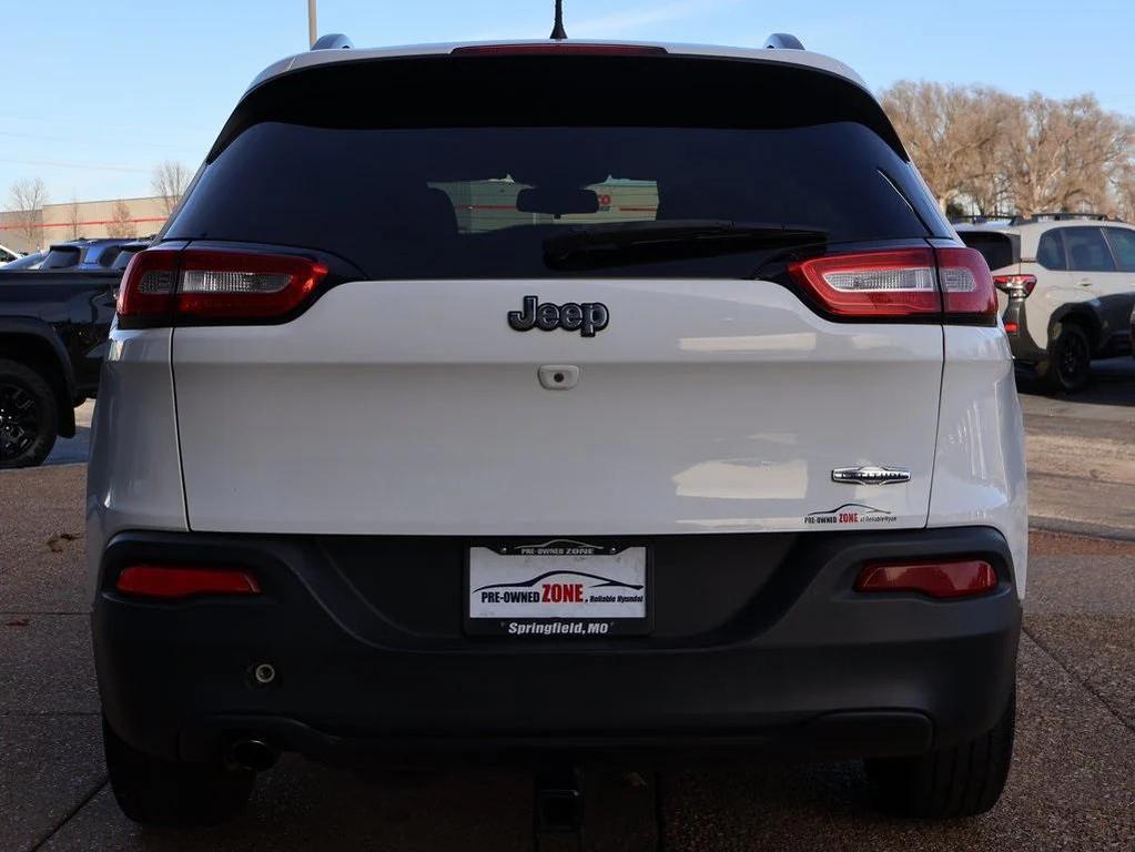 used 2017 Jeep Cherokee car, priced at $8,494