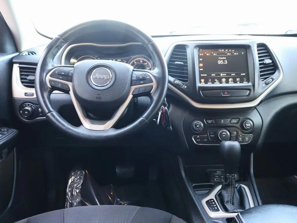 used 2017 Jeep Cherokee car, priced at $8,494