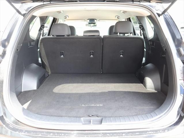 used 2022 Hyundai Santa Fe car, priced at $25,474