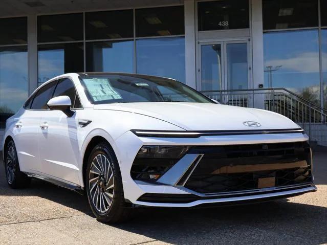 new 2025 Hyundai Sonata Hybrid car, priced at $38,693