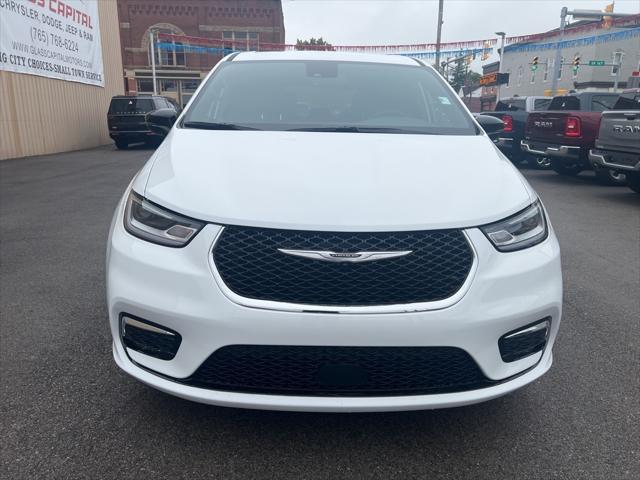 new 2025 Chrysler Pacifica car, priced at $49,090