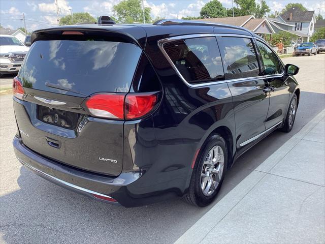 used 2018 Chrysler Pacifica car, priced at $17,500