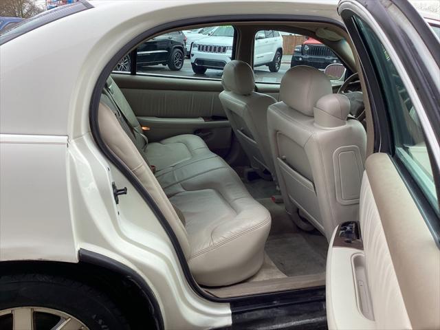 used 2004 Buick Park Avenue car, priced at $4,000