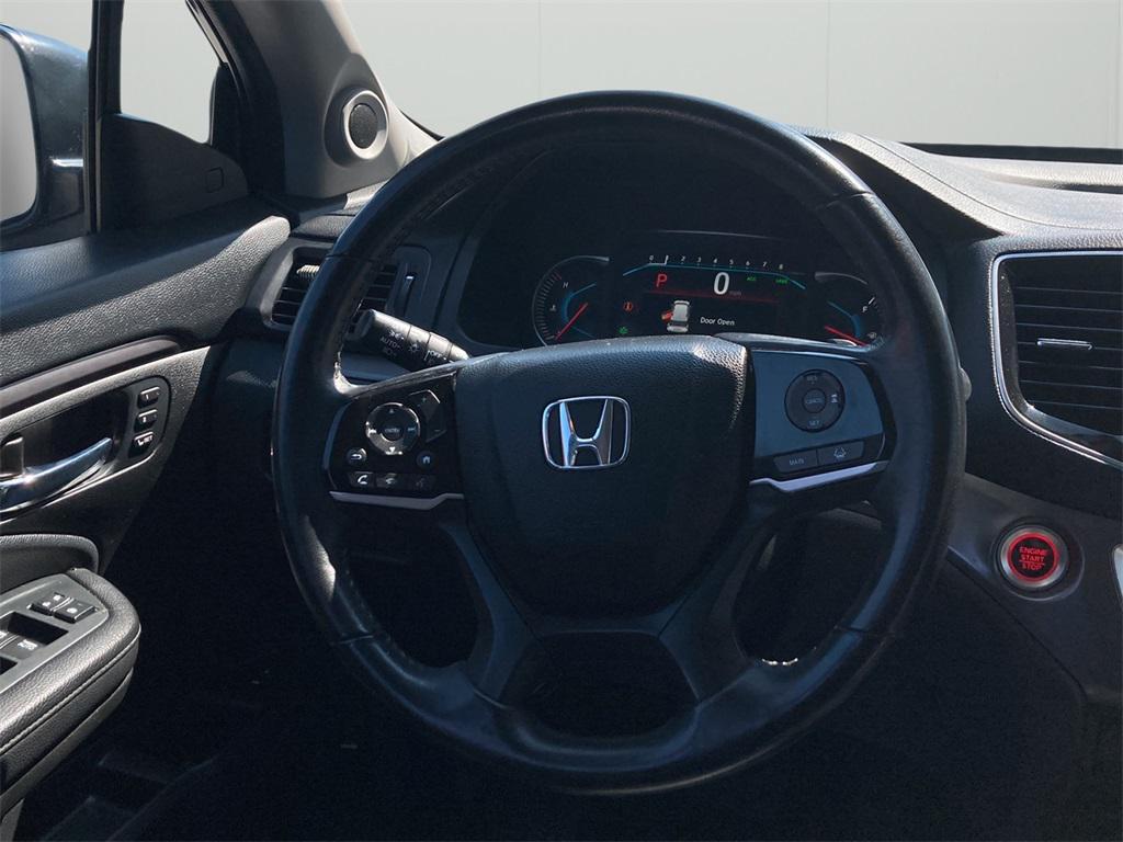 used 2022 Honda Pilot car, priced at $29,500