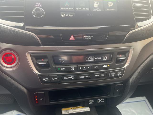 used 2022 Honda Pilot car, priced at $30,899