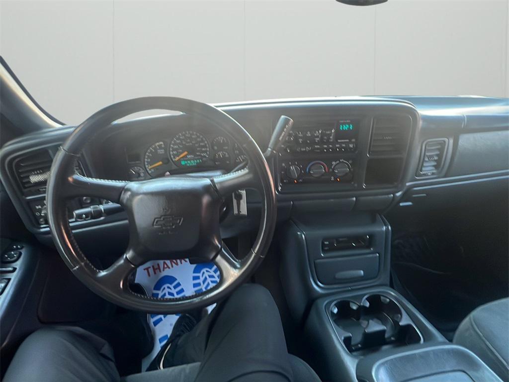 used 2001 Chevrolet Silverado 2500 car, priced at $9,500