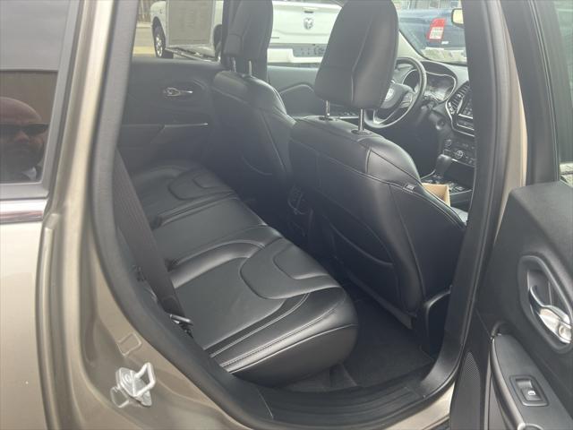 used 2019 Jeep Cherokee car, priced at $17,998