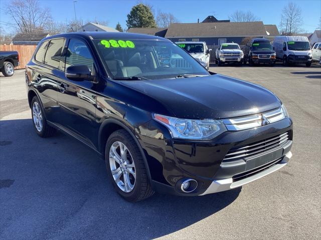 used 2015 Mitsubishi Outlander car, priced at $9,600