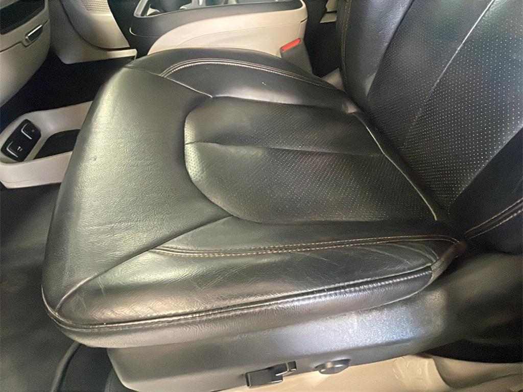 used 2020 Chrysler Pacifica car, priced at $14,499