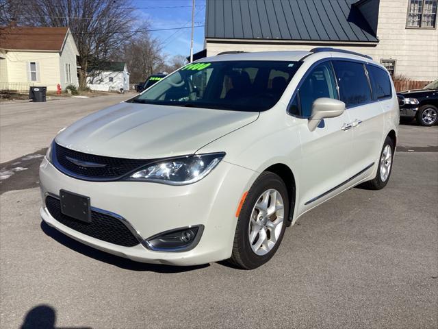 used 2017 Chrysler Pacifica car, priced at $9,200