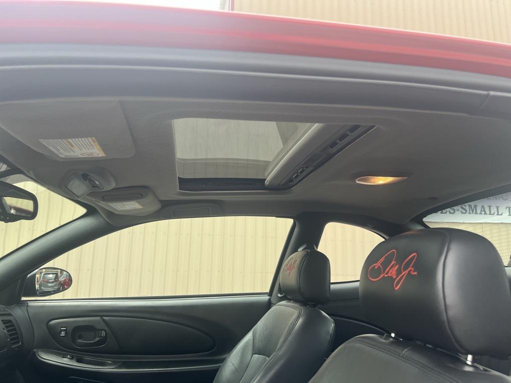 used 2004 Chevrolet Monte Carlo car, priced at $8,494