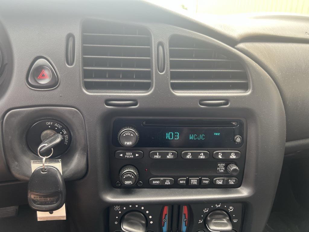 used 2004 Chevrolet Monte Carlo car, priced at $8,494