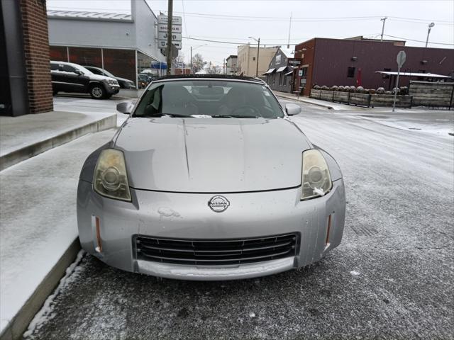 used 2006 Nissan 350Z car, priced at $13,000