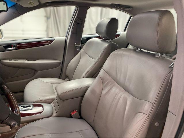 used 2002 Lexus ES 300 car, priced at $6,990