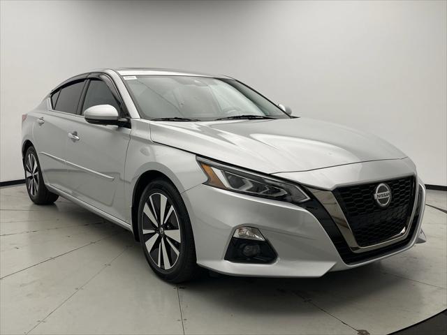 used 2021 Nissan Altima car, priced at $21,999