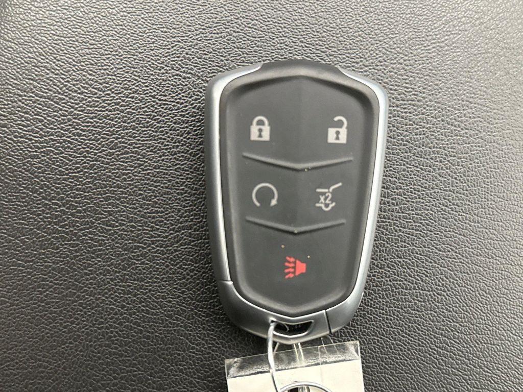 used 2022 Cadillac XT6 car, priced at $33,250