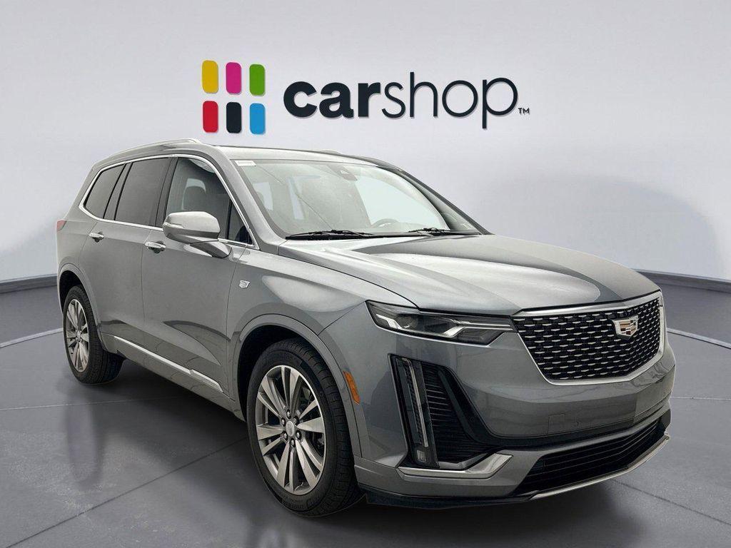 used 2022 Cadillac XT6 car, priced at $32,749