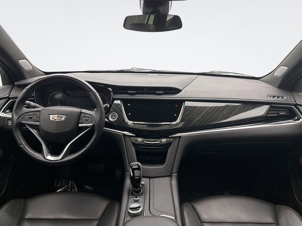 used 2022 Cadillac XT6 car, priced at $32,749