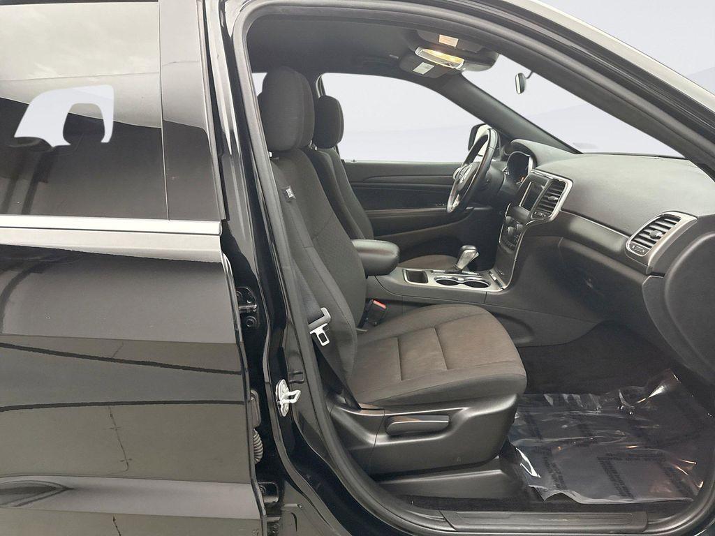 used 2018 Jeep Grand Cherokee car, priced at $13,249