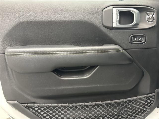 used 2023 Jeep Gladiator car, priced at $34,399